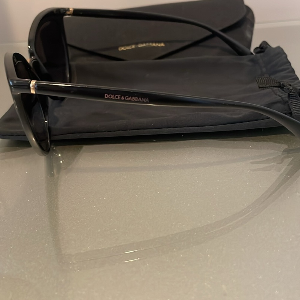 Dolce & Gabbana Sunglasses - Picture 3 of 4